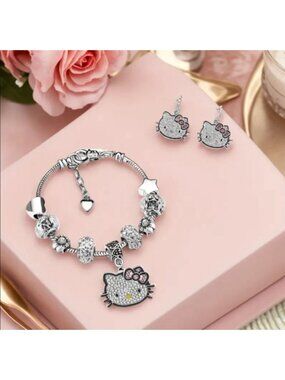 Hello Kitty Rhinestone Bracelet & Earrings Set – Kawaii Jewelry Gift, 8 Charms
